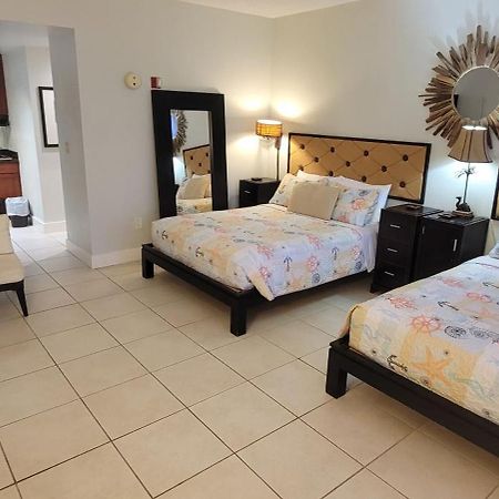 Riverview, Studio 507, Beach Steps Away!+Pool+Wifi Ruskin Zewnętrze zdjęcie